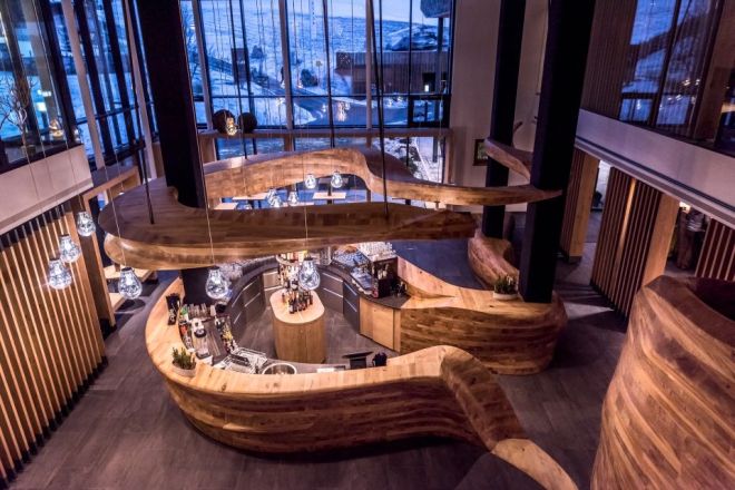 bar_freiraum_von_oben_c_peter_kuehnl_puradies