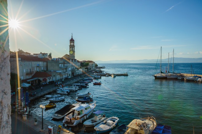 View out of Ilic Dvor on harbour of Sutivan 1